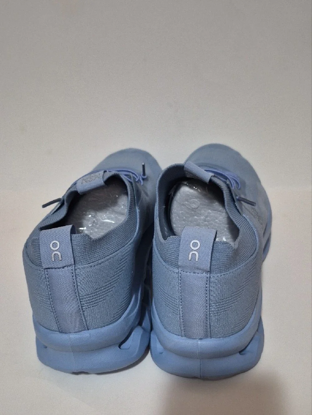 Men's Running Athletic Shoes Sneakers Dusty Blue Comfort Soles Size 45 or 12